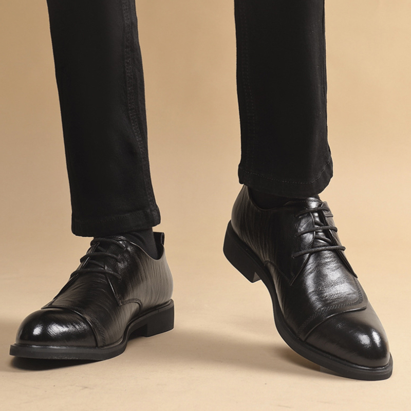 Men Formal Wear Dress - Кожаные оксфорды с металлическими заклепками, на